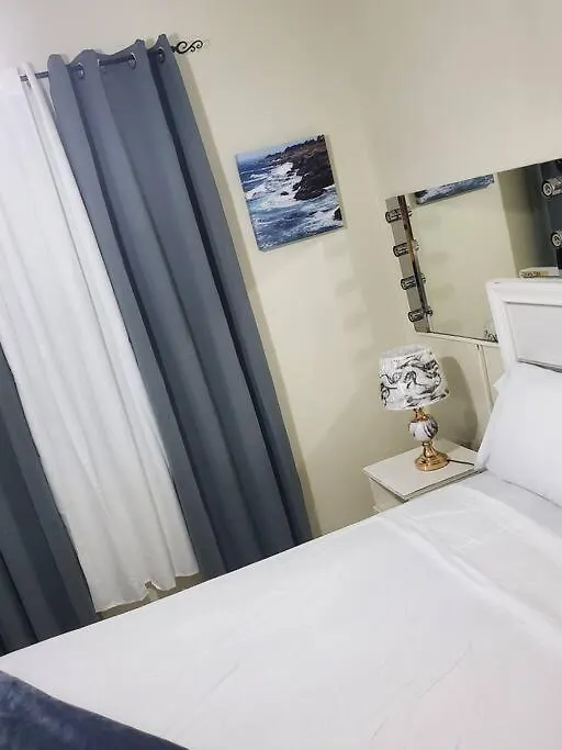 Jacaranda Gated Calm Apartman Sydenham Pen